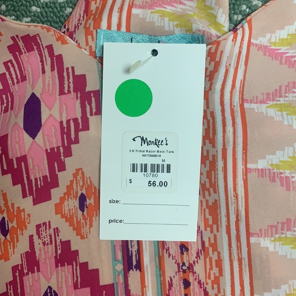 Tribal Razorback Tank - Picture 2 of 3